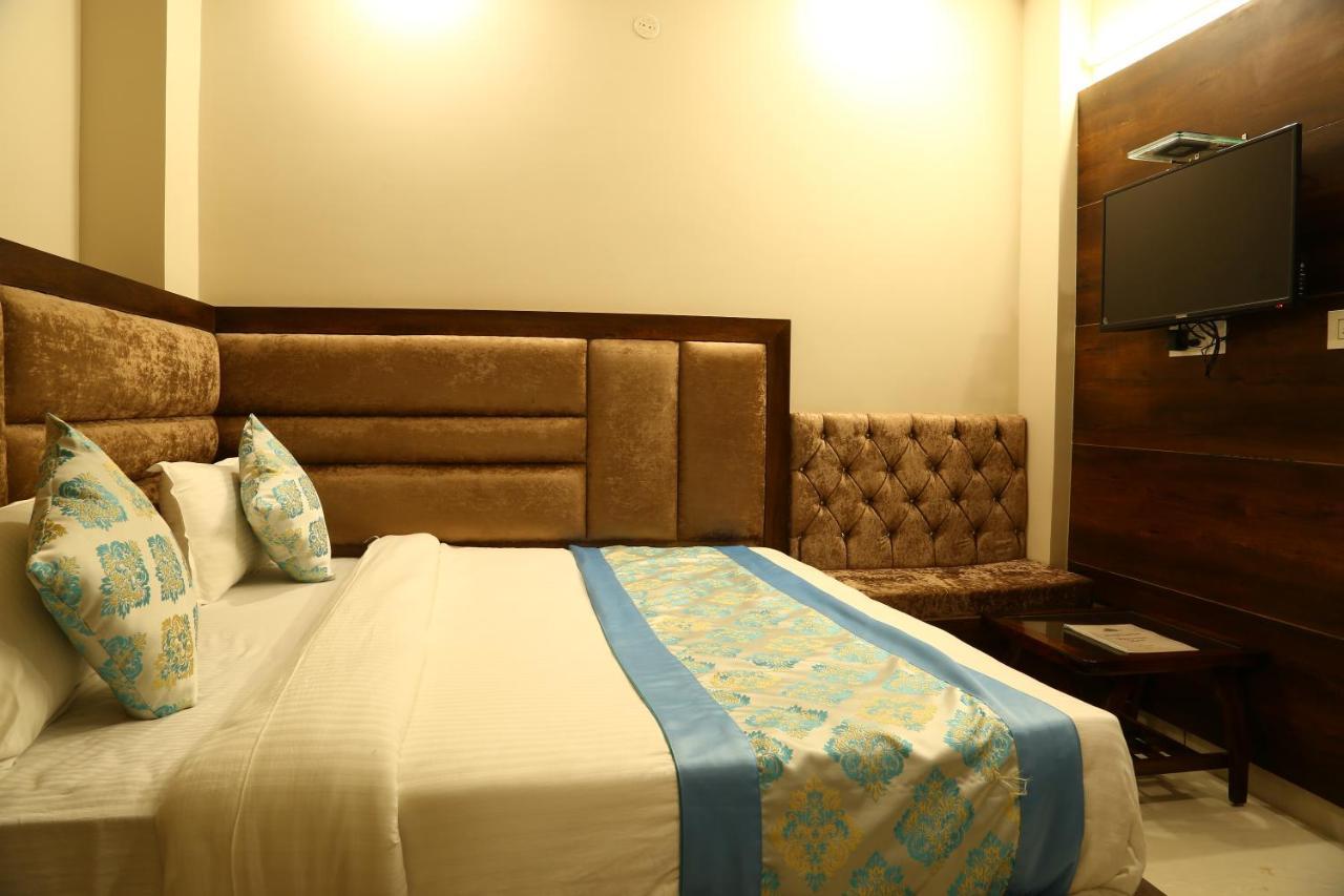 Hotel Kush Ganga - 50 Meter From Har Ki Pauri, Haridwar Exterior photo