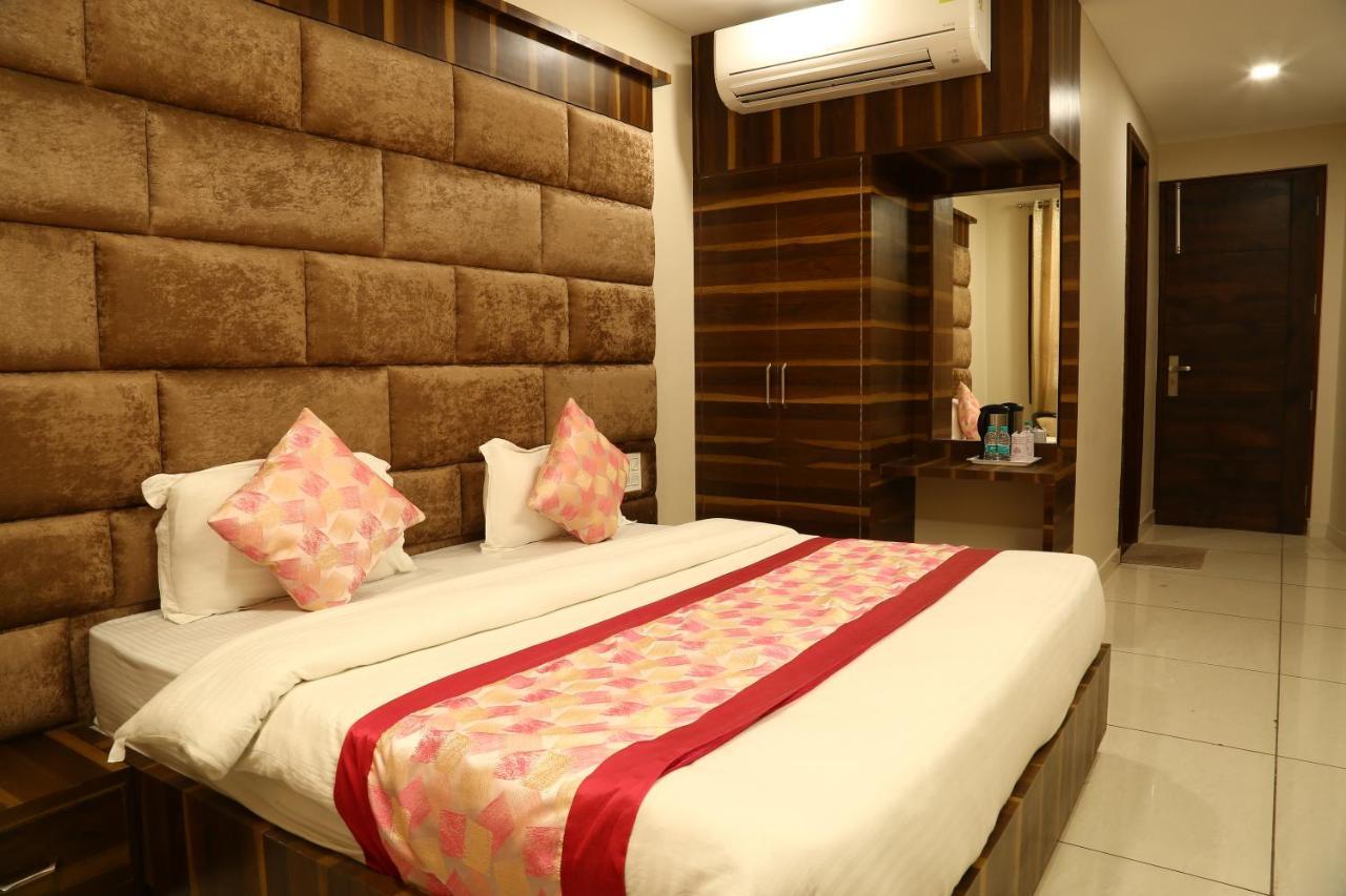 Hotel Kush Ganga - 50 Meter From Har Ki Pauri, Haridwar Exterior photo