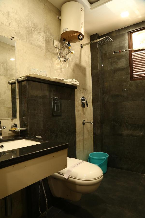 Hotel Kush Ganga - 50 Meter From Har Ki Pauri, Haridwar Exterior photo